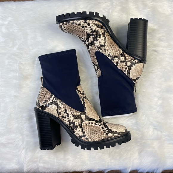 ASOS Design Evolve Chunky Sock Boot. NWT - Picture 2 of 8